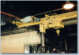 Latching Crane
